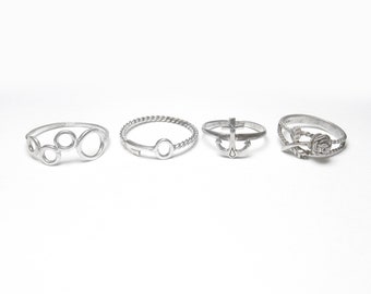 JEWERLY SET Four Little Sterling Silver Simple Fun Design Rings Vintage