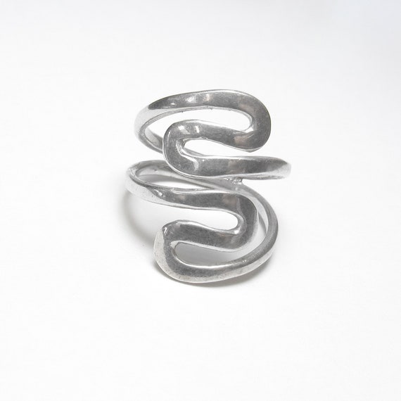 Wide Sterling Silver Curled Twist Design Statement