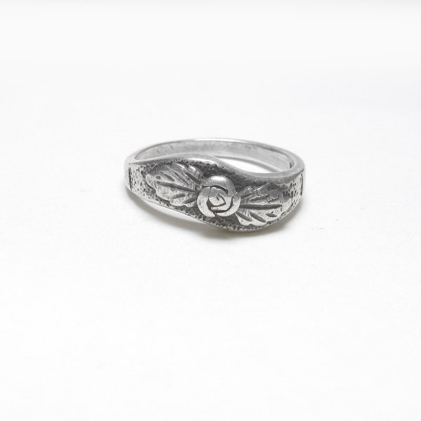 WHEELER MANUFACTURING CO Southwestern Sterling Silver Carved Rose Flower Ring 1980's Vintage