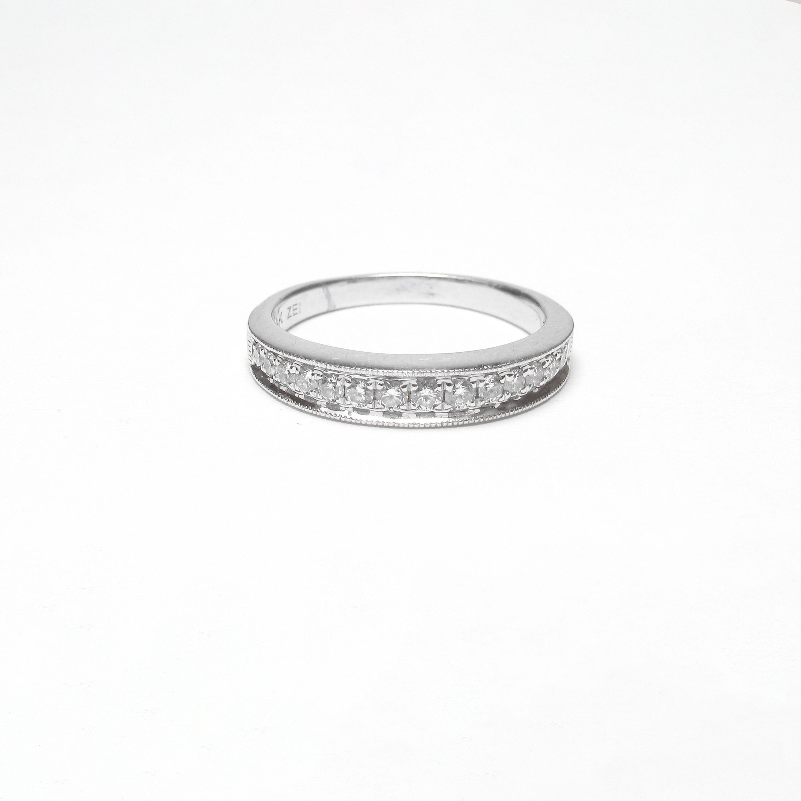 Medium Diamond White Gold Ring | Birks Rosée du Matin