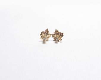 Little 14K Yellow Gold Lab Created White Cubic Zirconia Maple Leaf Stud Earrings 0.10 Cts Vintage