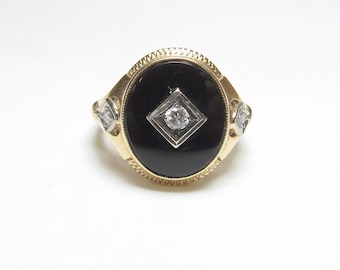 10K Yellow And White Gold Natural Single And Brilliant Cut Diamond With Onyx Ring 0.08 Cts 1940's Vintage