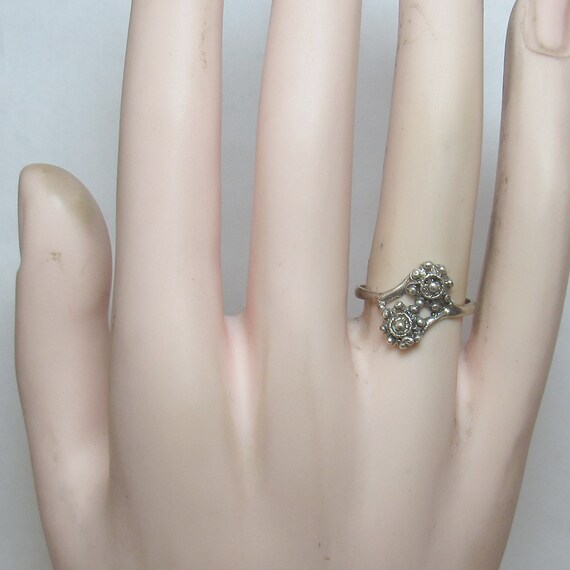 Sterling Silver Two Little Flower Ring Vintage - image 4