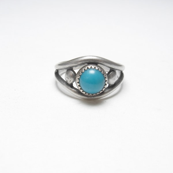 BELL TRADING POST Navajo Sterling Silver 0.50 Ct Natural Blue Candelaria Turquoise Solitaire Ring 1960's Vintage