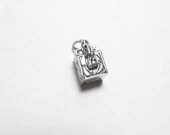 Sterling Silver Floral Carved Prayer Box Pendant Or Charm Vintage