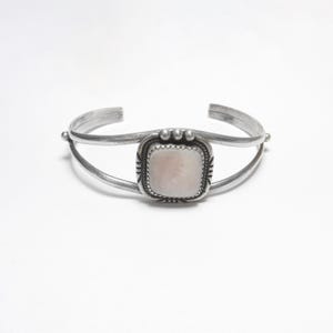HERMAN SMITH Navajo Sterling Silver 5.00 Ct Pink Mother Of Pearl Cuff Bracelet Vintage