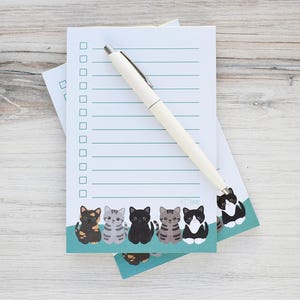 cute cat to do list memo pad, cute daily checklist notepad for teacher, fun stationery gifts for cat lovers and owners, cat mom note pad
