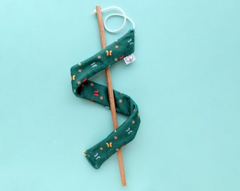 interactive cat toys for indoor cats, cat teaser wand toy with bell, cat string toy, crinkle cat toy, cat lover gift idea, butterfly cat toy