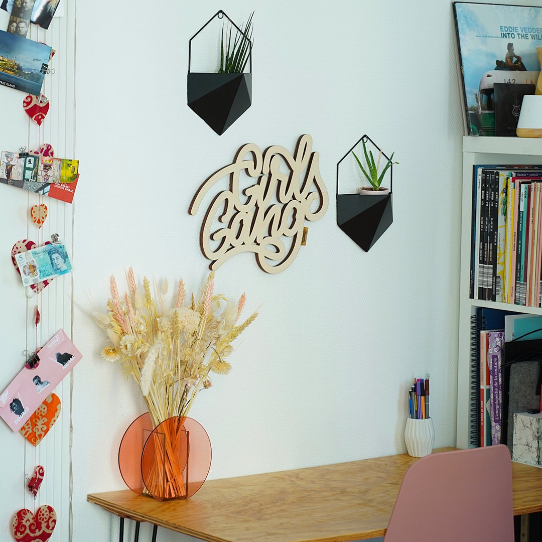 Girls Gang - Lettrage en Bois Fait Main. Edition Limitée