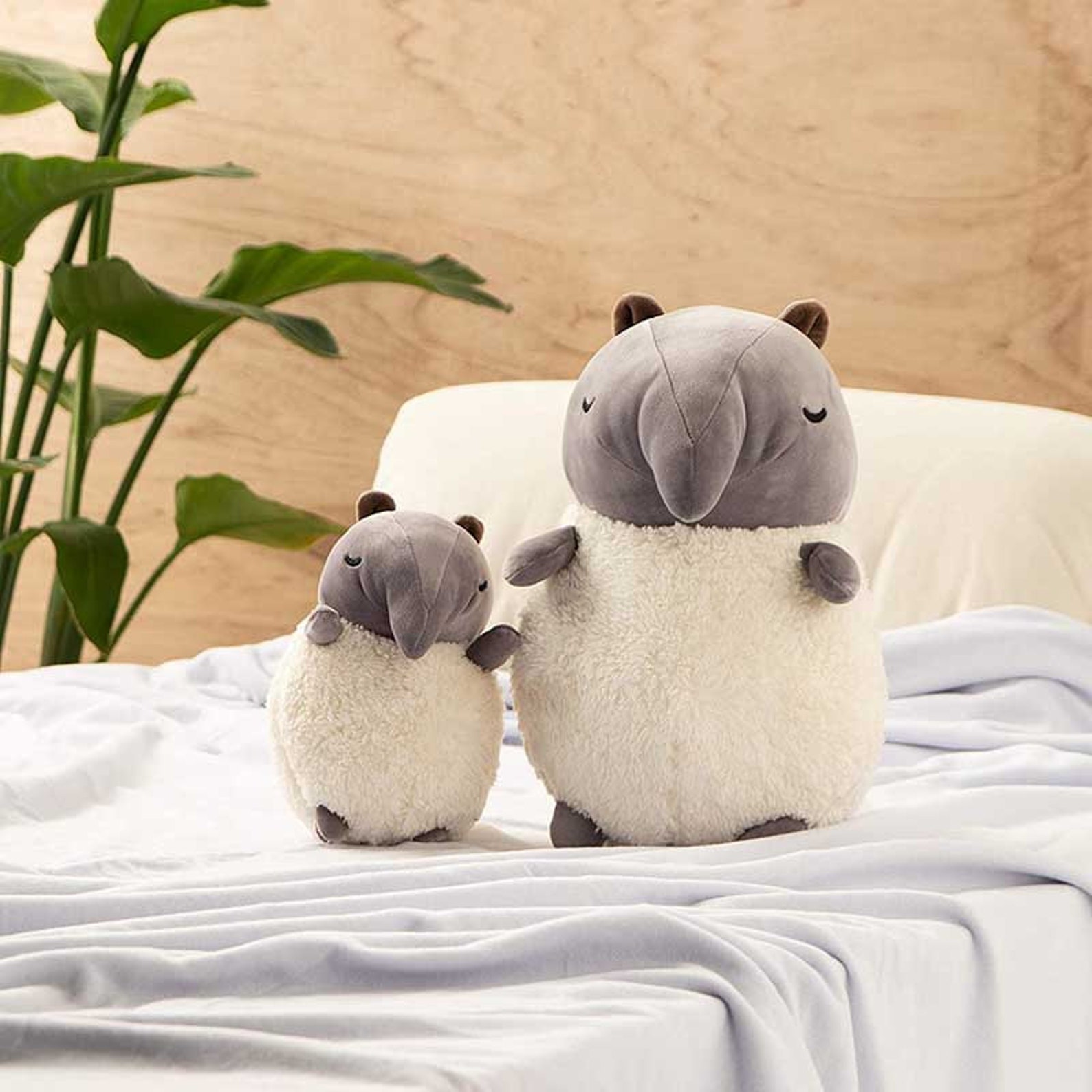 LIV HEART Fluffy Animals body pillow M 6863271 Etsy