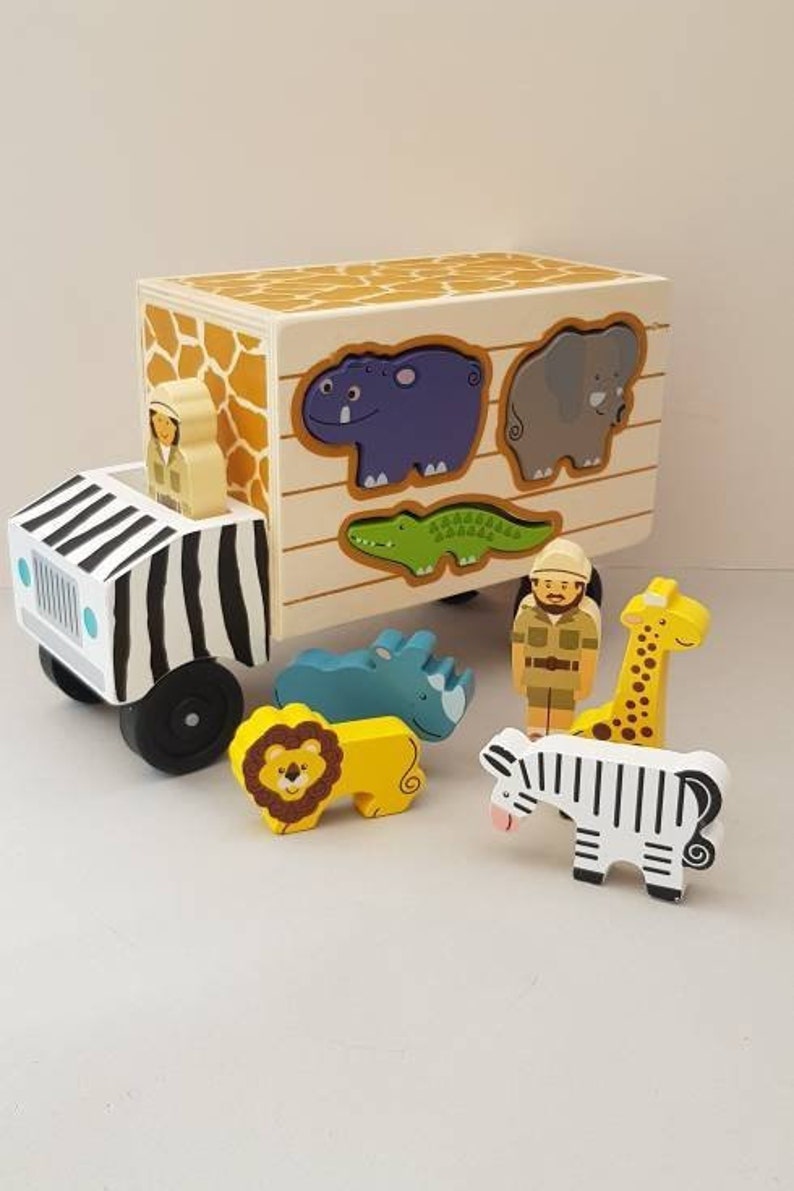toy safari jeep
