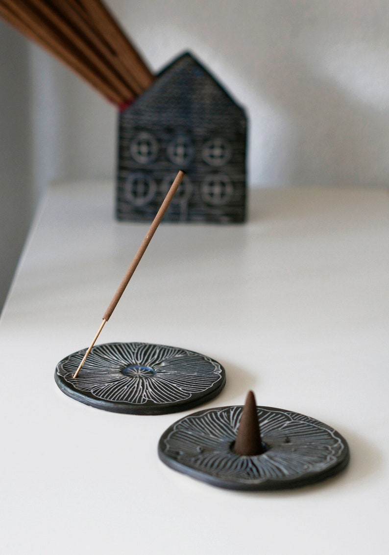 Incense burner cone & stick floral pattern ceramic incense holder aromatherapy girlfriend gift home fragrance meditation yoga image 3