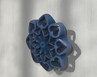 Puxador de resina azul em formato de coração feito à mão: ferragens exclusivas para armários