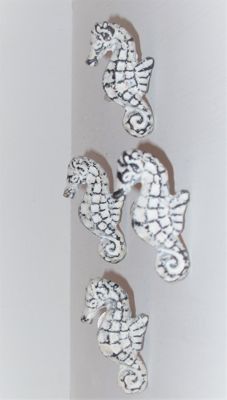 Seahorse Decorative Furniture Knobs Vintage Metal Whitewashed Pulls