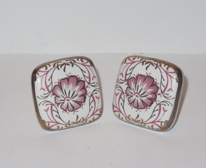 Decorative Furniture Pulls Square Ceramic Flower Pulls Gold Accent Knob