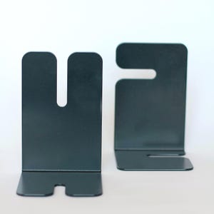 Black metal bookends set, Sturdy modern book ends, Home office book shelf organizer, Unique book stoppers, Minimalistic book holder