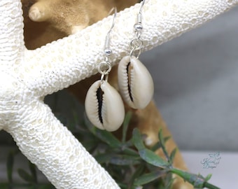 Cowrie Shell Earrings, Natural Dangle Beach Wear Summer Jewelry, Sea Shell Accessory, Boho Vibe Easy Wear