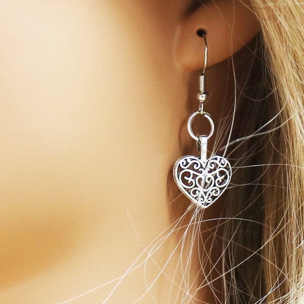 Filigree Heart Dangle Earrings, Silver Heart Earrings, Heart Drop Earrings Everyday Earrings, Gift for Her Valentine Day Love