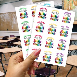 Crayon Welcome Back, I&#39;m so happy you&#39;re in my class Personalized Teacher Gift labels Back to School Round Matt Waterproof Stickers