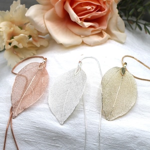 Elektropläterat halsband med hänge i äkta magnoliablad: Guld, silver, roséguld