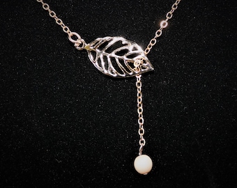 Gold leaf lariat necklace with Satin White Pearl