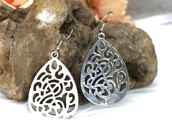 Silver Filigree Teardrop Earrings, Metal Earrings, Every Day Accessory