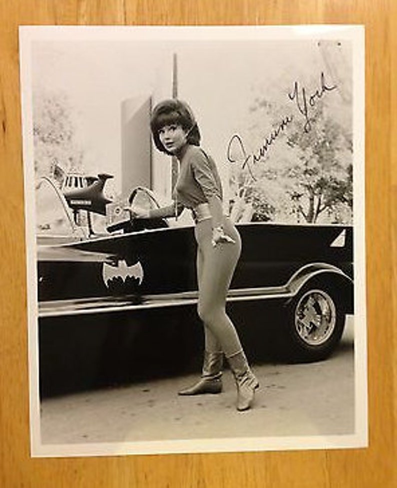 2 episodes Lydia Limpet Signed 8 x 10 photograph of Francine Fran York Batman TV Series