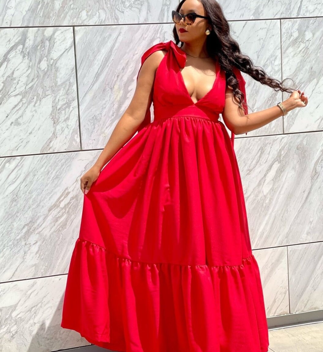 Dolcezza Sweetheart Neckline Maxi Dress in Red