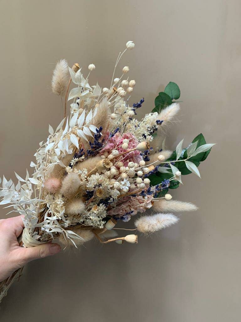 Ilaris Peony Pink Mix Bunch, Ruscus Eucalytus Mixed