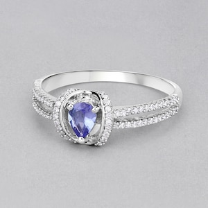 14k Gold Tanzanite and Diamond Ring, Genuine Tanzanite Diamond Minimalist Ring, Dainty 14k Gold Tanzanite with Diamonds Ring, Promise Ring