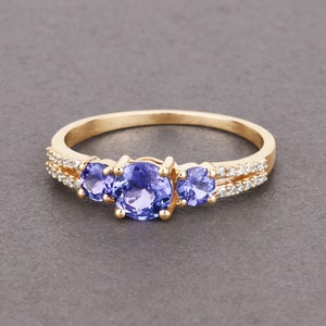 Tanzanite Ring, Solid 14k Yellow Gold Tanzanite Diamond 3-Stone Ring for Her, Deep Lavender Gemstone Gold Ring, Minimalist Ring, Dainty Ring