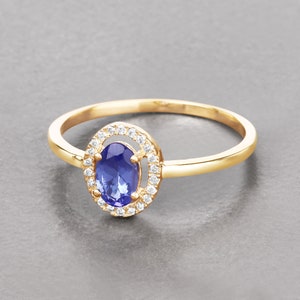 Tanzanite Ring, Solid 14k Yellow Gold Tanzanite Diamond Ring for Her, Deep Lavender Gemstone Gold Ring, Minimalist Ring, Dainty Gold Ring