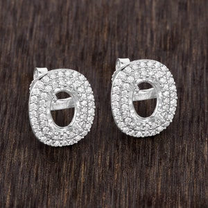 14k Gold Semi Mount Earring with Natural Diamonds, Customizable Gold Stud Earring Semi-Mount, Diamond Semi-Mount - holds 7x5mm Oval Stones