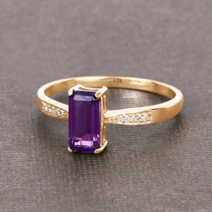14k Solid Gold Amethyst Gemstone Ring, Amethyst Ring, February Birthstone, Natural Amethyst, Amethyst Gold Ring, Amethyst Bridge Ring