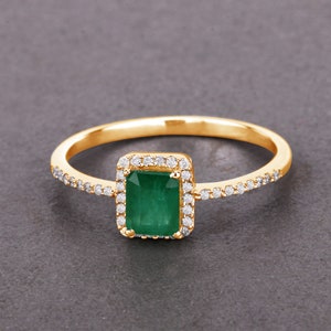 14K Gold Ring, Emerald Ring, Emerald Halo Ring, Emerald Yellow Gold Ring, Minimalist Gold Ring, Genuine Emerald, Minimalist, Rings For Women