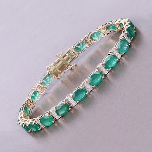 Emerald and Diamond bracelet, Natural Emerald 14k Gold Bracelet, Emerald Ovals Tennis Bracelet, May Birthstone, Bridesmaid Gift