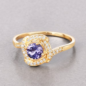 Tanzanite Ring, Solid 14k Yellow Gold Tanzanite Diamond Ring, Lavender Gemstone Ring, Minimalist Ring, Dainty Gold Ring, Bridesmaid Gift