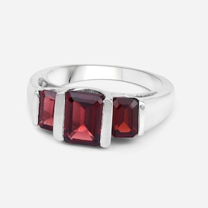Garnet Silver Ring, Natural 3-Stone Garnet Ring in 925 Sterling Silver, Mozambique Garnet Silver Ring, January Birthstone Ring
