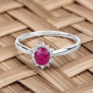 Ruby Ring, 14K Gold Ruby Halo Ring, Ruby White Gold Ring, July Birthstone Ring, Minimalist Ring, Genuine Ruby, Solid Gold Ring, Diamond Ring