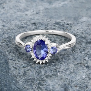 Tanzanite Ring, 14k Gold Tanzanite Ring, Engagement Ring, December Birthstone Ring, Tanzanite Oval & Diamond 3 Stone Ring, Anniversary Gift