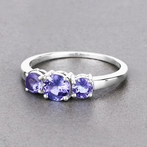 Tanzanite Ring, Tanzanite White Gold Ring, Tanzanite 3 Stone Ring, December Birthstone Ring, Genuine Tanzanite Ring, Minimalist Gold Ring
