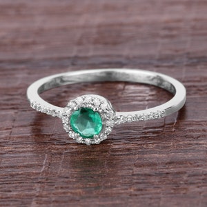 14K Gold Ring, Emerald Ring, Emerald Halo Ring, Emerald White Gold Ring, 14K White Gold Ring, Genuine Emerald, Minimalist Gold Ring