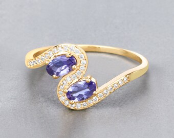 Tanzanite Ring, Solid 14k Yellow Gold Tanzanite Diamond Ring, Lavender Gemstone Ring, Minimalist Ring, Dainty Gold Ring, Bridesmaid Gift