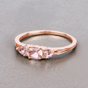 Morganite 3 Stone Ring, Genuine Morganite, Morganite and White Diamond Ring, 14K Rose Gold Ring, Peach Moganite Ring, Rose Gold Ring