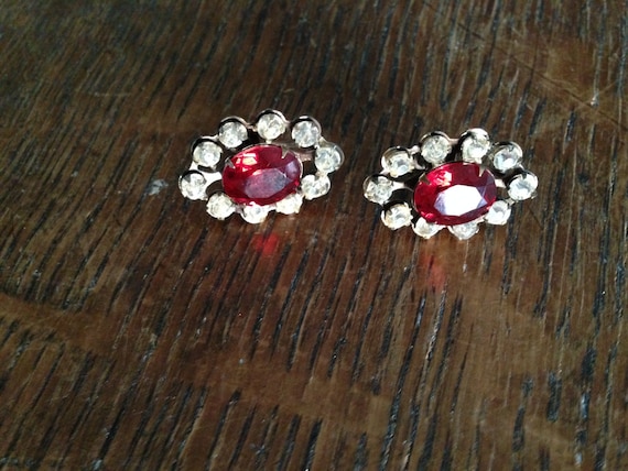 Vintage EARRINGS RHINESTONES Red and Clear40's - image 1