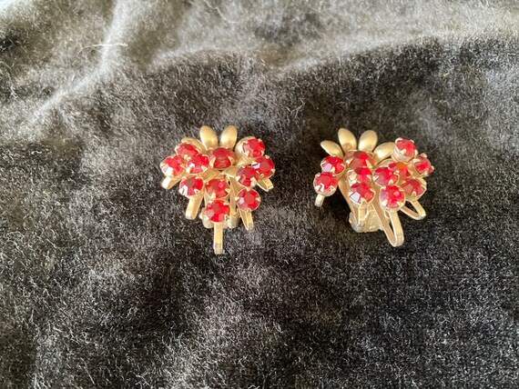 VINTAGE Red Rhinestone EARRINGS Art Deco 40's Cli… - image 6