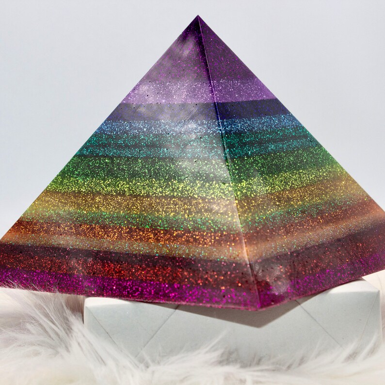 Rainbow Glitter Pyramid Resin Art Pyramid Mas Pro Epoxy Etsy