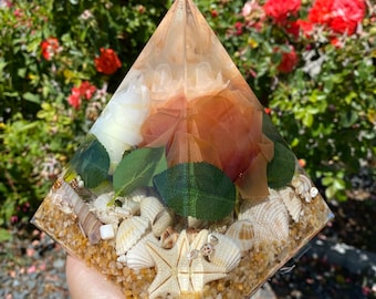 Earth Tone Rose Bouquet Pyramid