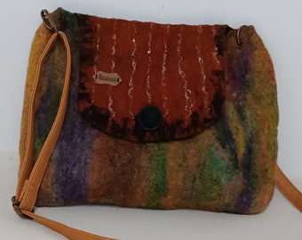 Autumn color wet felting  Handmade felted bag   Felt bag with inner and outer pocket Felt bag with adjustable leather handle Women felt bag