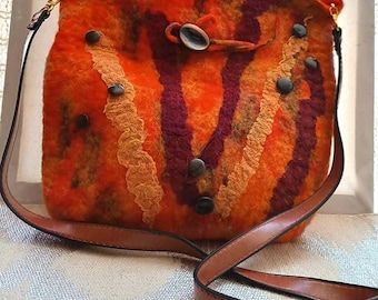 Bolso de hombro de lana de fieltro hecho a mano, diseño de bloques de color naranja